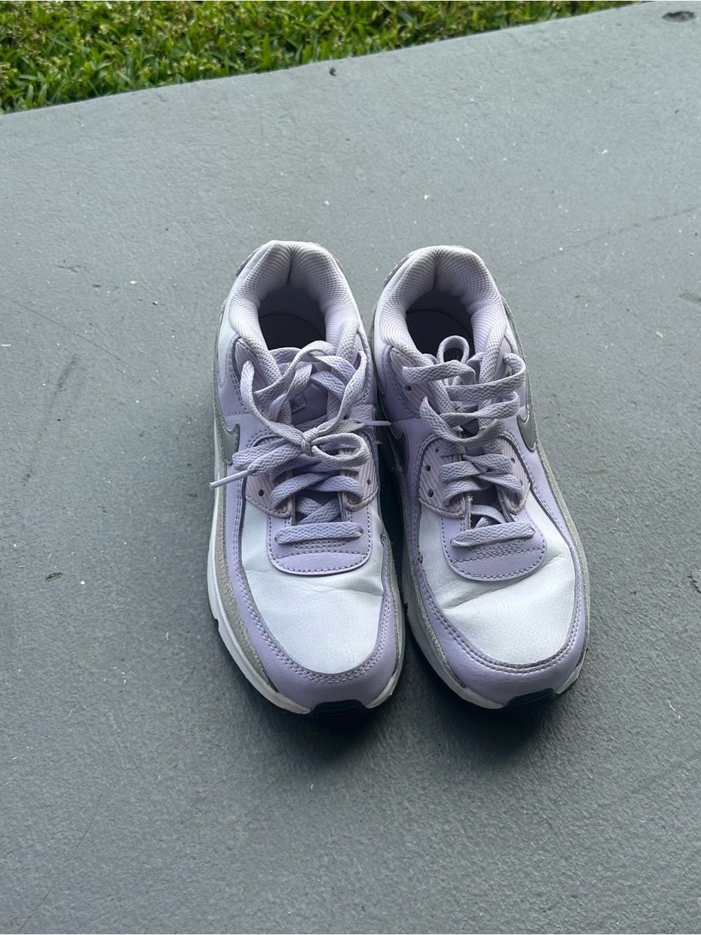 Nike Women's Lavender and White Running Sneakers